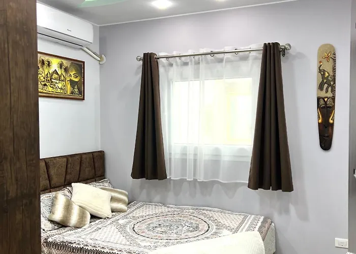 Apartman Graceland - Spacious 2 Bedroom - Near Marina & Orange Gurdaka