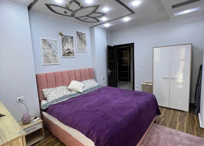 Graceland - Spacious 2 Bedroom - Near Marina & Orange Хургада