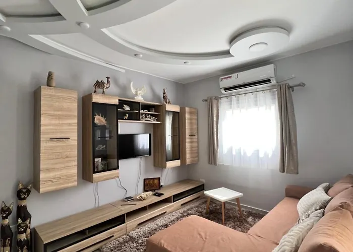 Apartman Graceland - Spacious 2 Bedroom - Near Marina & Orange *